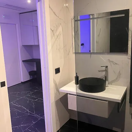 Punto Zero Lux Il Primo Boutique Concept A * レッジョ・エミリア