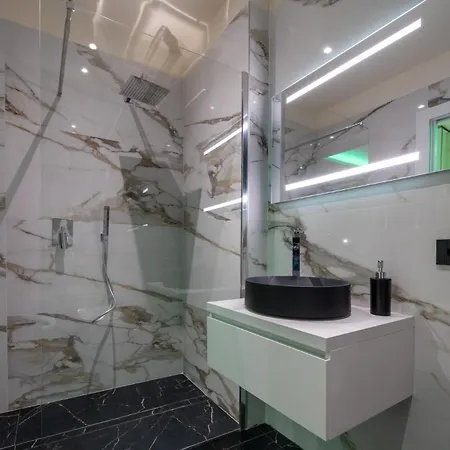 Punto Zero Lux Il Primo Boutique Concept A * レッジョ・エミリア